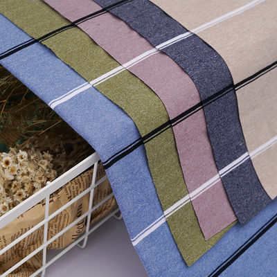 Un buon prezzo. Tessuto a maglia a righe morbido e di moda per polo in linea