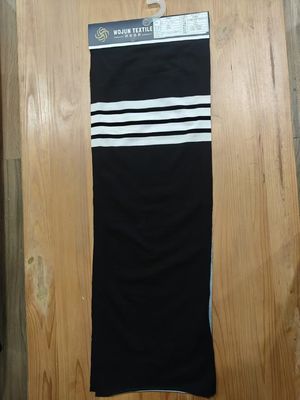 Un buon prezzo. Tessuto di cotone Pique per polo, respirabile e naturale, per la pelle in linea