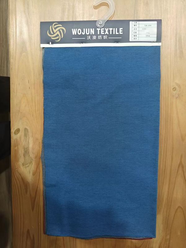 Tessuto a maglia a righe morbido e comodo per la camicia da polo