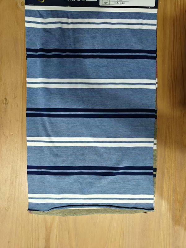 Tissu a strisce per magliette, traspirante, confortevole e adatto alla pelle