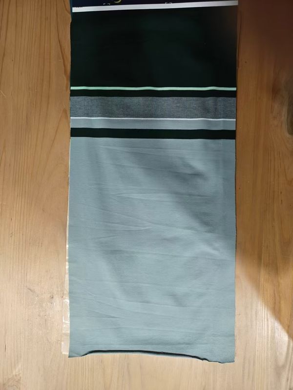 Assorbente sudore traspirante e confortevole e resistente tessuto a strisce per abbigliamento casual