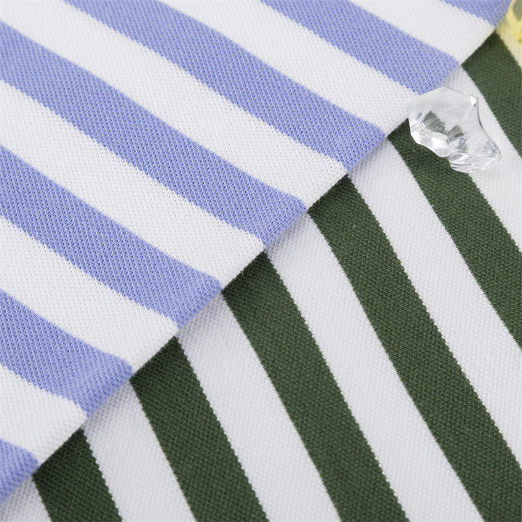 Comodo e non facile da deformare e traspirante tessuto a maglia a righe per abbigliamento casual