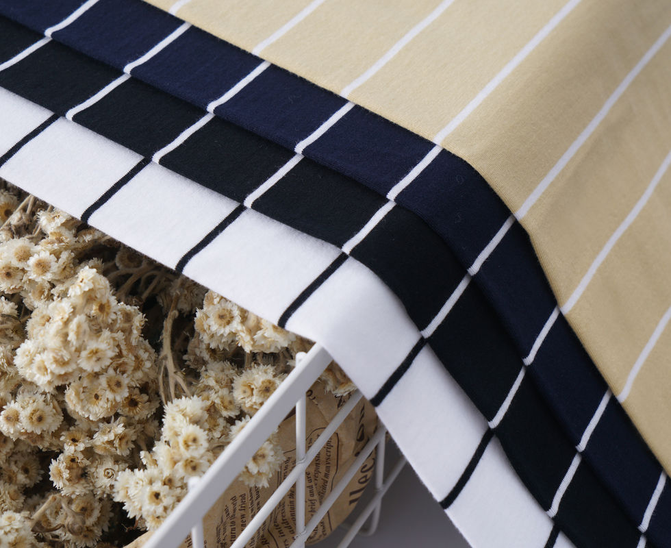 Materiale a strisce di buona qualità, di moda, confortevole e traspirante