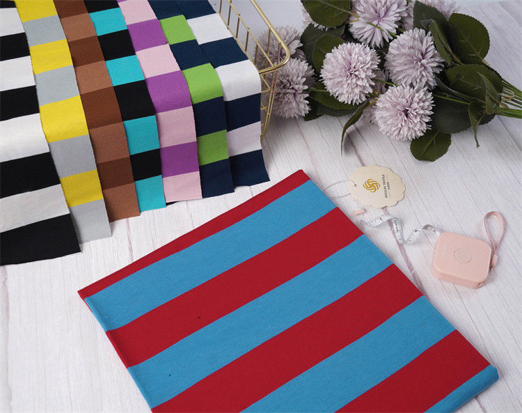 Tissu a maglia a strisce naturale e resistente all'usura sano e traspirante per polo