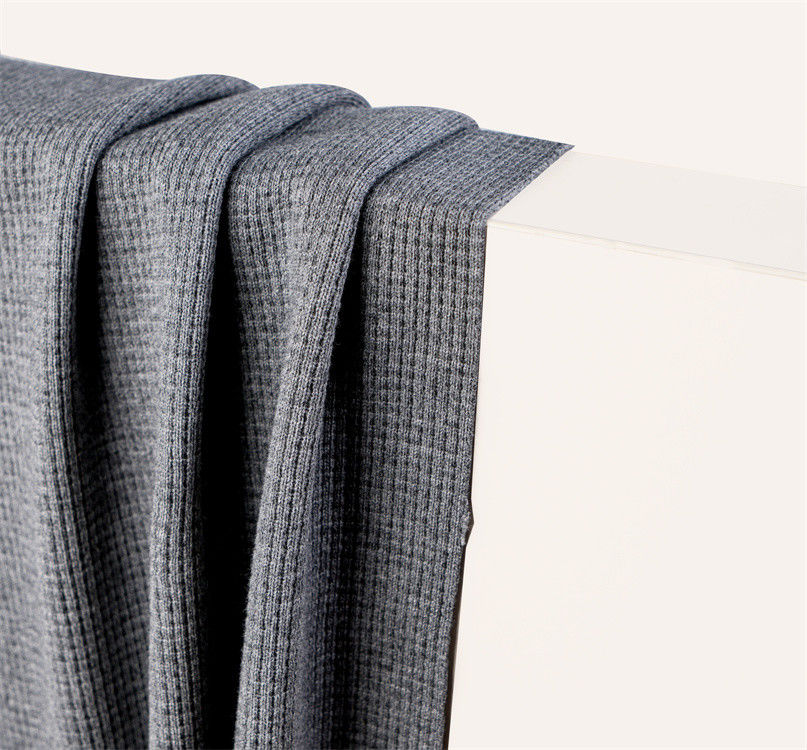 Materiale a strisce respirabile resistente all'usura e sano e elegante per magliette