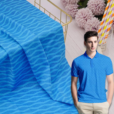 Un buon prezzo. Tessuto di cotone liscio e mercerizzato per abiti da lavoro 172 cm in linea