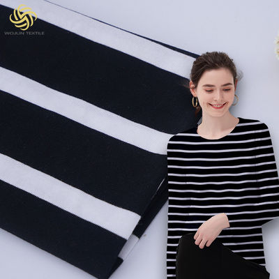 Cotton pettinato e traspirante facile da curare tessuto a strisce per abiti a maniche lunghe