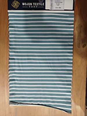 Un buon prezzo. Tessuto a maglia a righe liscio e confortevole per magliette in linea