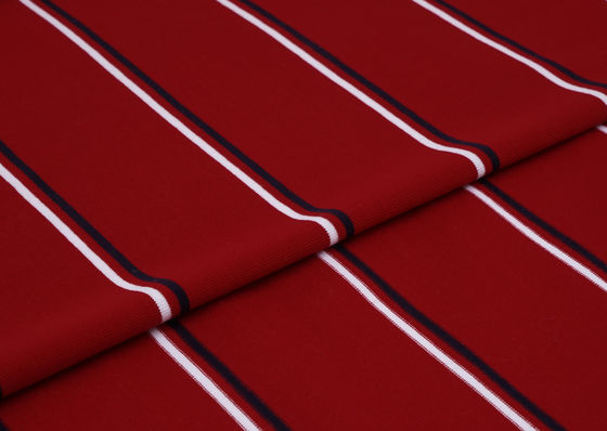 Un buon prezzo. Stoffa di stile e versatile e classico materiale a righe per magliette in linea