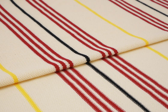 Un buon prezzo. Tessuto a maglia a righe, respirabile, sano e resistente, per magliette in linea