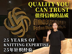 Presentiamo per te un tessuto a maglia a righe sano, confortevole e liscio per T-shirt